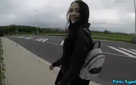 Sexy British Girl Has Risky Outdoor Creampie Sex