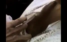 College Girlfriend ko gaadi me chuswaya