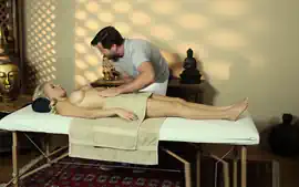 Bigtits babe fucked hard during massage