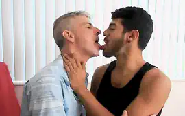 Hot Gay Kissing 42 - Sebastian Cums & Richard Lennox
