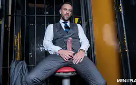 The Gigolo - MENatPLAY