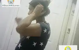 Hiddencam Bathroom Video Of Desi NRI Indian Bengali Bhabhi Doing Nigh...