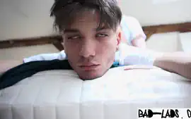 Bubble butt Ziggy shoot loads off Daddy spank vid