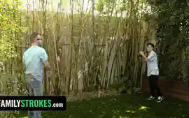 Desperate Stepmom Dee Williams With Massive Jugs Begs Her Stepson To ...