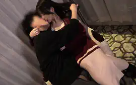 見知らぬ男のチ●コが挿入されることに興奮を覚え...
