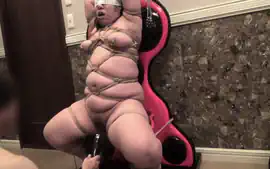 It Is Vibe Responsibility By A Masochist Woman Restriction Chair