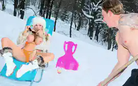 Rebecca Moore & Luke Hardy in Ski Bums 2 - DigitalPlayground