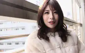 pxh-028　肉感MAXのEカップ艶肌のリアル人妻女優