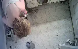 Milf in bathroom on a cam. Nice ass and hover techniques