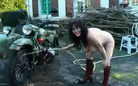 Naked I Wash The Sidecar - MaryBitch