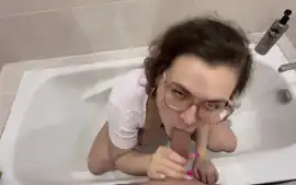 She In The Soul In Wet Clothes Sucks A Dick. Then Double Penetration