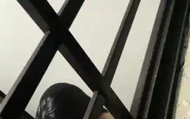 Teen peep while showering