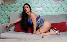 TGIRLS XXX - Sofia Cordoba Sizzling Hot Curves For You