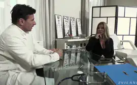 Lara De Santis - Anal & Squirt Milf