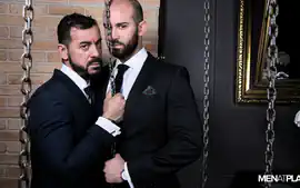 Cruising Glory Hole - MENatPLAY